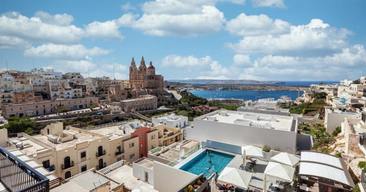 Pergola Hotel, Malta - kam v říjnu