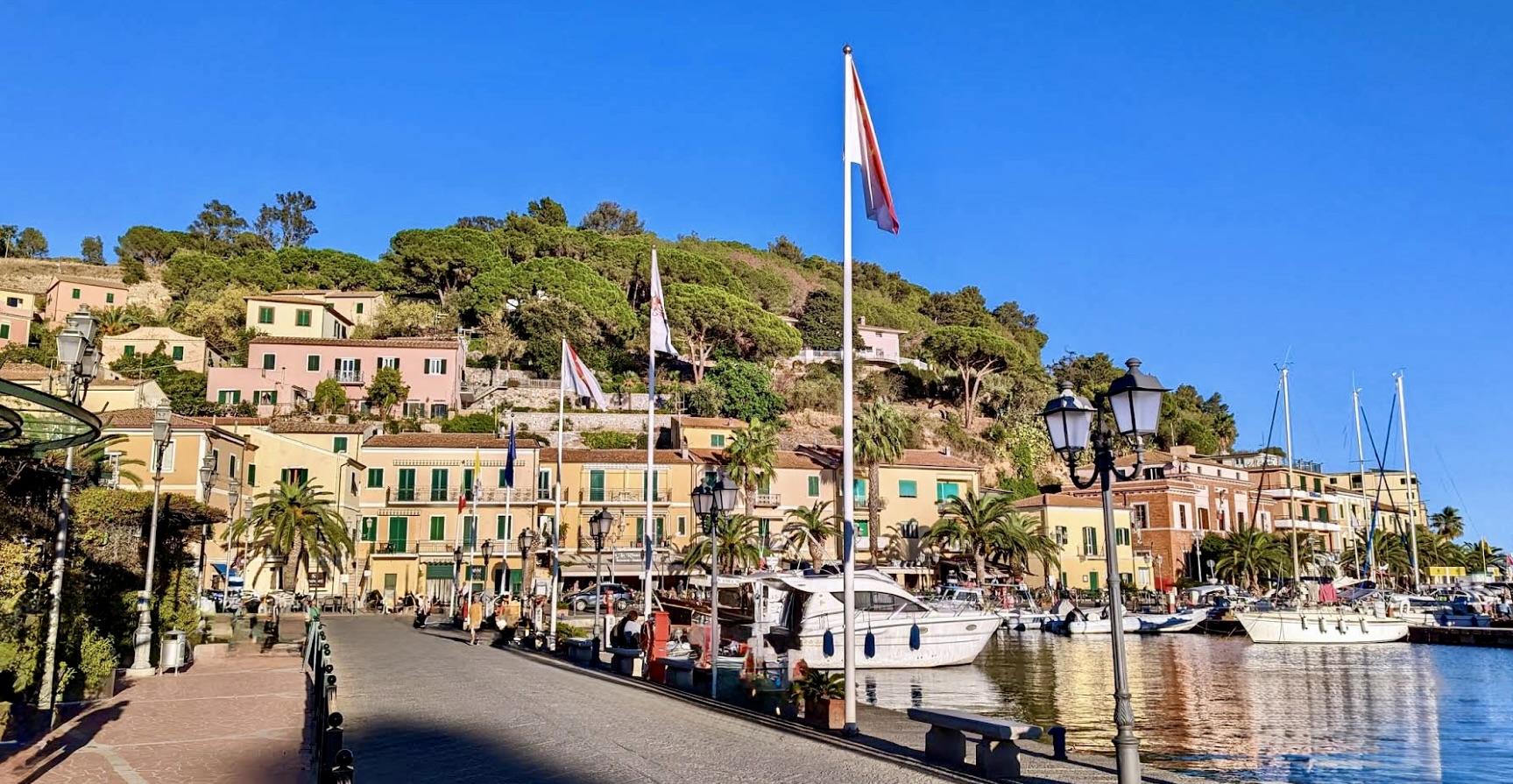 Elba výlety Porto Azzurro - Dovolenkářka Elba výlety Porto Azzurro