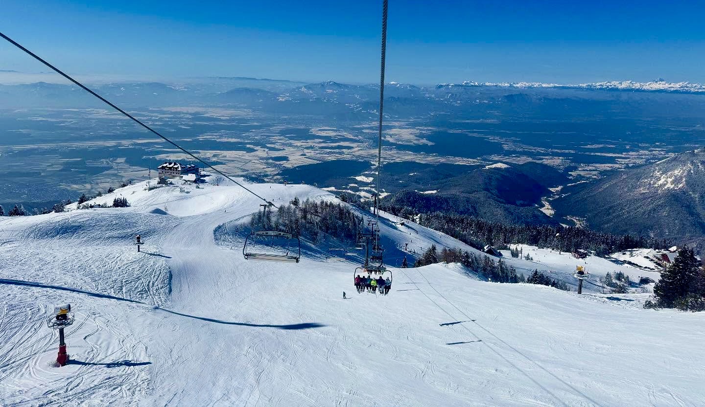 Nejlepší skiareál ve Slovinsku - Krvavec